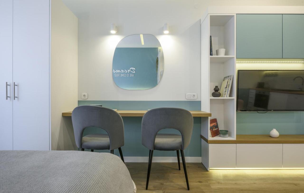 Τhe Half Root Suite In The Heart Of City Center Szaloniki Kültér fotó