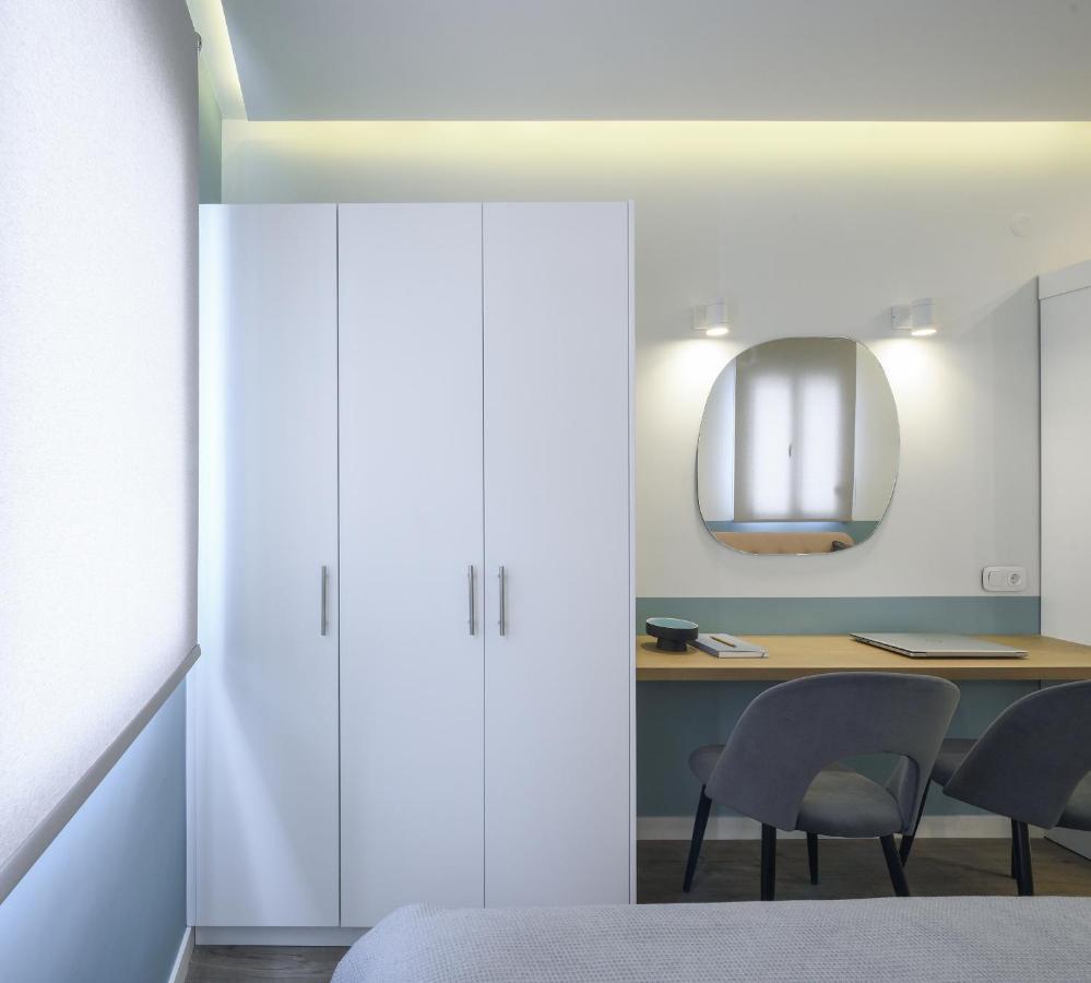 Τhe Half Root Suite In The Heart Of City Center Szaloniki Kültér fotó