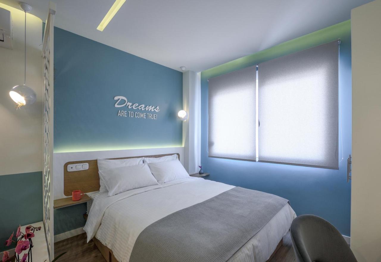 Τhe Half Root Suite In The Heart Of City Center Szaloniki Kültér fotó